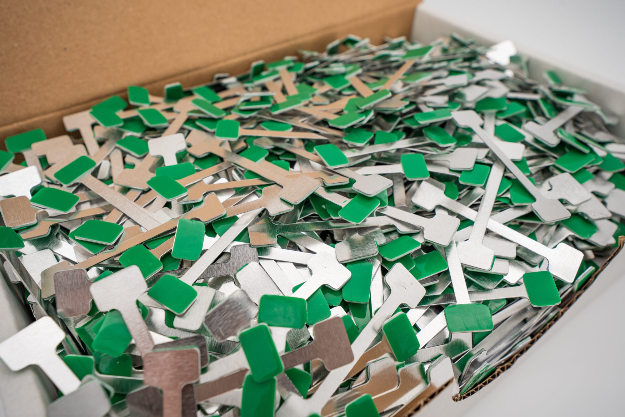 Ramiona aluminiowe prostokątne do wobblerów z taśmą piankową TWINSTICK typ A 050/070, opakowanie 100 szt. - obrazek 4